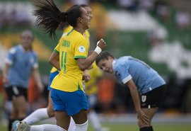 Brasil derrota Uruguai e mantém 100% de aproveitamento na Copa América