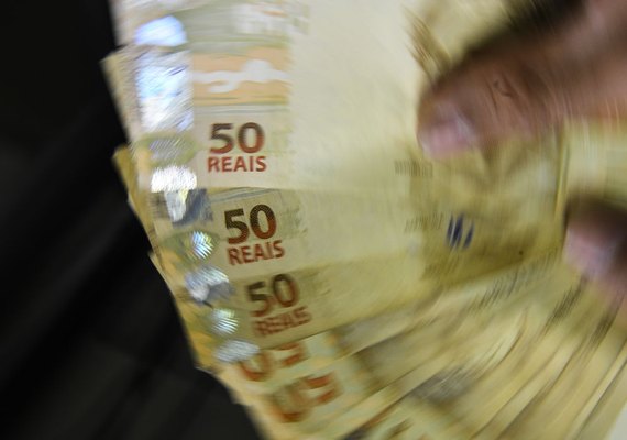Caixa paga Bolsa Família com novo adicional de R$ 50 a NIS de final 5