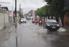 Maceió atinge 77% das chuvas previstas para fevereiro e pode chegar a 100% no fim de semana