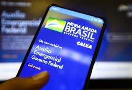 Governo notifica 625 mil pessoas para devolverem auxílio emergencial