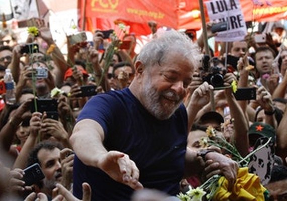 Liberdade de Lula pode mudar rumo das eleições em Maceió