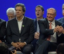 Lula confirma saída de Haddad e anuncia Dario Durigan como sucessor