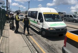 Veículos clandestinos transportam por ano em Maceió mais de 1 milhão de passageiros