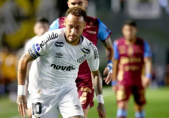Neymar cobra apoio da torcida do Santos após após vitória sobre o Macará