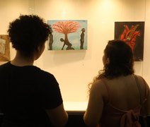 Estudantes expõem telas inspiradas em Nise da Silveira