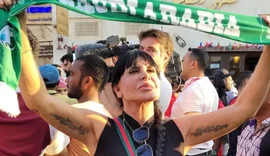 Após 'invadir' torcida da Arábia Saudita contra Argentina, Gretchen comemora derrota de 'hermanos'