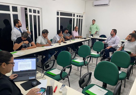 Movimento Nova OCB apresenta 1ª Feira Alagoas Coop em reunião com interventor do órgão