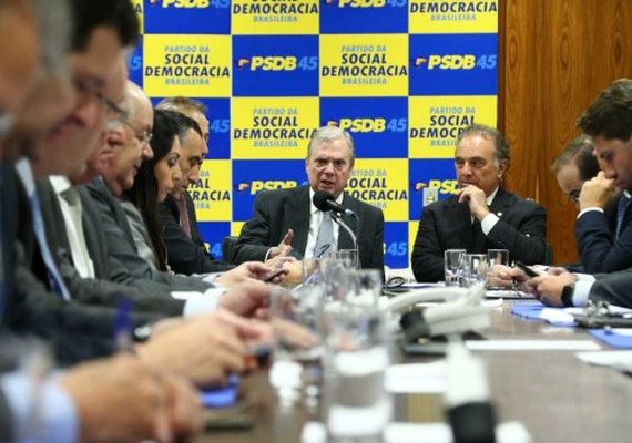 Partidos derrotados nas eleições fazem autocrítica e buscam reinvenção