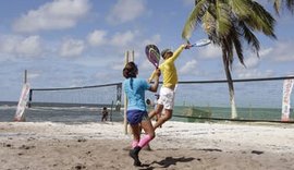 Praia do Francês recebe circuito de Beach Tennis durante o feriado