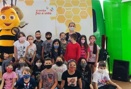 Cooperativa financeira celebra 30 anos do Programa A União Faz a Vida