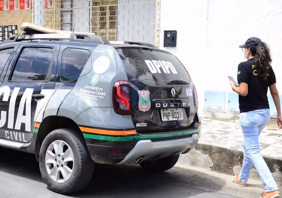 Homem que dizia incorporar Ayrton Senna é investigado por golpes no CE