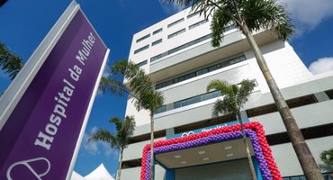 O desespero que faz JHC largar a 'tática do silêncio' e atacar a realidade inatacável