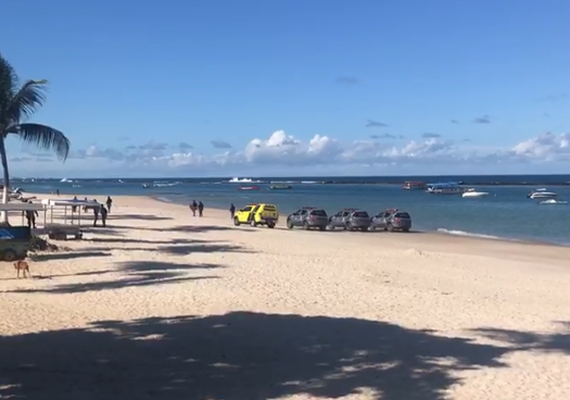 PM retira banhistas da Praia do Francês por descumprimento de decreto