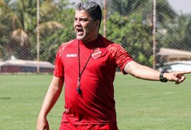 Cabo elogia revelações do CRB, e Ruan comemora a estreia: 'Agradeço a confiança'