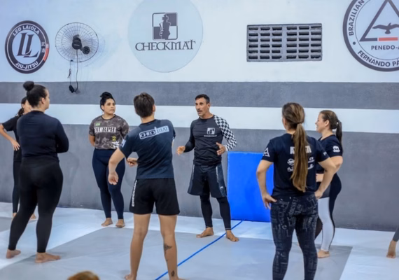 'Ela Se Garante na Luta': Incrições de aulas de Jiu-Jitsu gratuitas para mulheres em Penedo