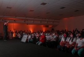Empreende Alagoas é lançado com a presença de comerciantes informais