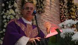 Bispo alagoano viraliza ao criticar fofoca na igreja com fala irreverente; veja