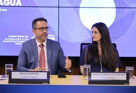 Paulo Dantas assina Pacto pela Governança da Água em Brasília
