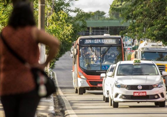 Entidades se posicionam contra regulamentação de táxi-lotação