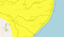 Inmet publica alerta amarelo de perigo de chuvas intensas para toda AL