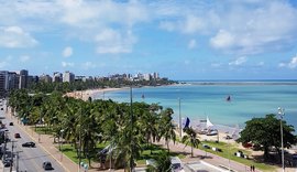IMA aponta 7 pontos impróprios para banho no litoral alagoano neste final de semana