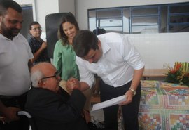 Entrega de Selo celebra 70 anos da Declaração dos Direitos Humanos