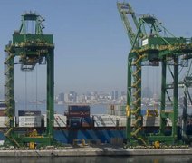 'Marco lastimável': governo brasileiro critica tarifaço dos EUA e promete resposta