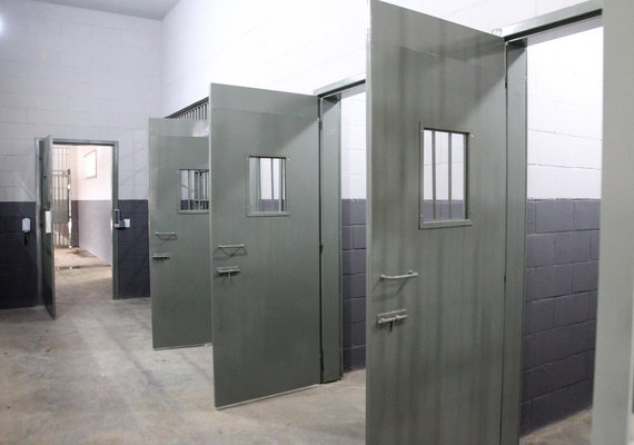 Entrega de obras e equipamentos reforça sistema prisional em Alagoas