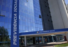 Fila do INSS atinge menor nível em 21 meses, com 1,8 milhão de pedidos