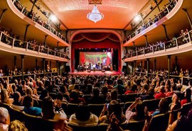 “Tem Samba em Alagoas” no palco do Teatro Deodoro é o Maior Barato