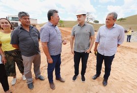 Obras de pavimentação avançam nos municípios de Pindoba e Belo Monte