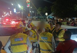 Motorista é preso por suspeita de embriaguez após acidente na orla de Maceió