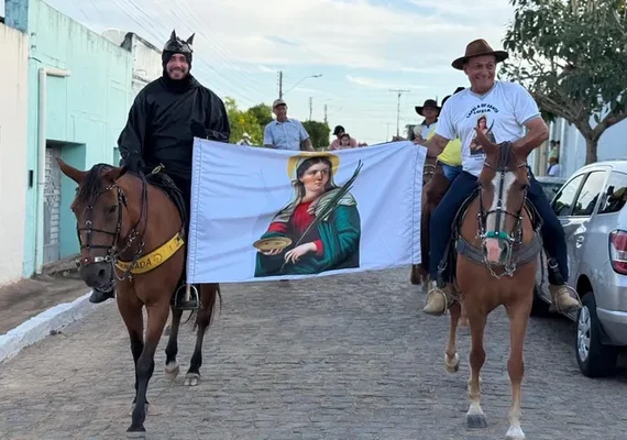 Bandos da Tapera renovam tradição centenária em Anadia