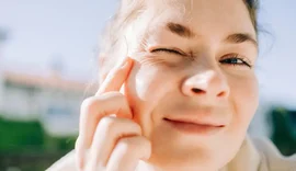 Tomar colágeno melhora pele, mas não evita rugas, diz estudo