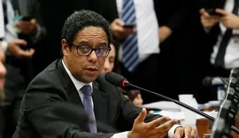 Orlando Silva será relator de projeto que pune racismo nos estádios