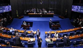 Senado aprova aumento de penas por crimes contra professores e médicos