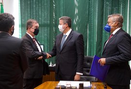 INSS libera recurso para reforma de agência a pedido de Ronaldo Medeiros