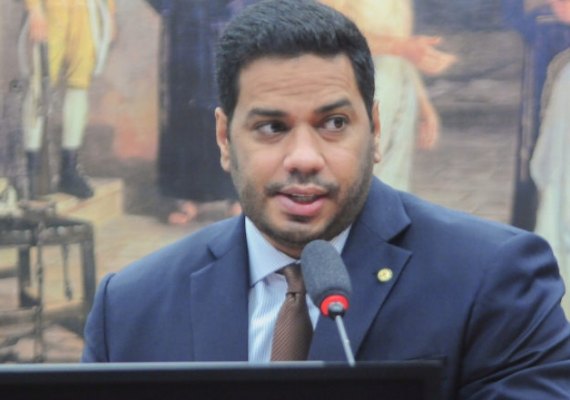 Apoiado por Arthur Lira, Johnathan de Jesus é nomeado ministro do TCU