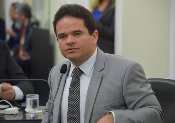 Marcelo Victor deixa União Brasil; partido fica sem bancada na ALE