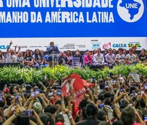 Lula participa de congresso da UNE e promete mais universidades