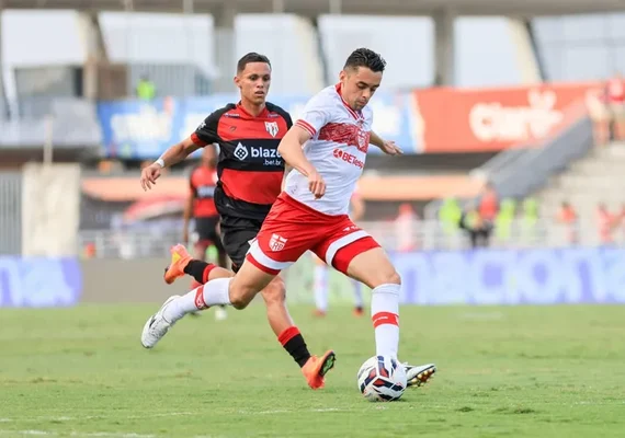CRB vira sobre o Atlético-GO no Rei Pelé e mantém vivo o sonho do acesso