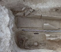 Necrópole de 2.500 anos é encontrada sob fábrica de massas na Itália