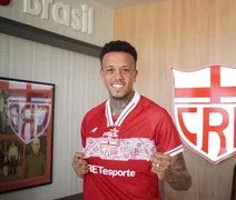CRB confirma lesão no joelho do volante Luizão antes de jogo decisivo
