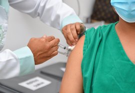 São Sebastião inicia vacinação contra Influenza para pessoas acima de 60 anos