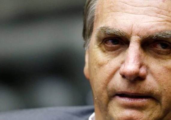 Bolsonaro se reúne com Janaína e participa do 'Roda Viva'