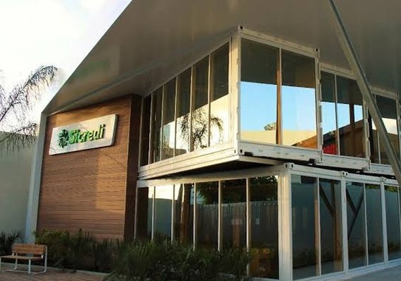 Sicredi amplia ativos em 28% e fortalece atuação em Alagoas