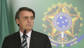 Bolsonaro cria 13º salário para o Bolsa Família