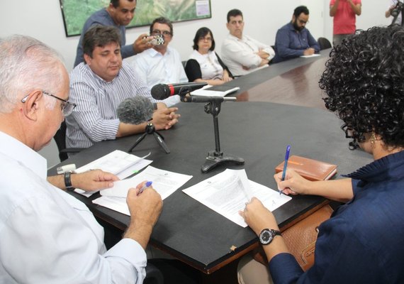 Prefeitura de Arapiraca firma parceria com Ufal para estágios