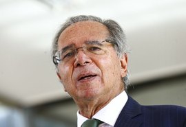 Ministro diz que governo não conseguirá dar reajuste a servidores