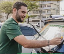 Davi Maia promove ‘adesivaço’ em Maceió